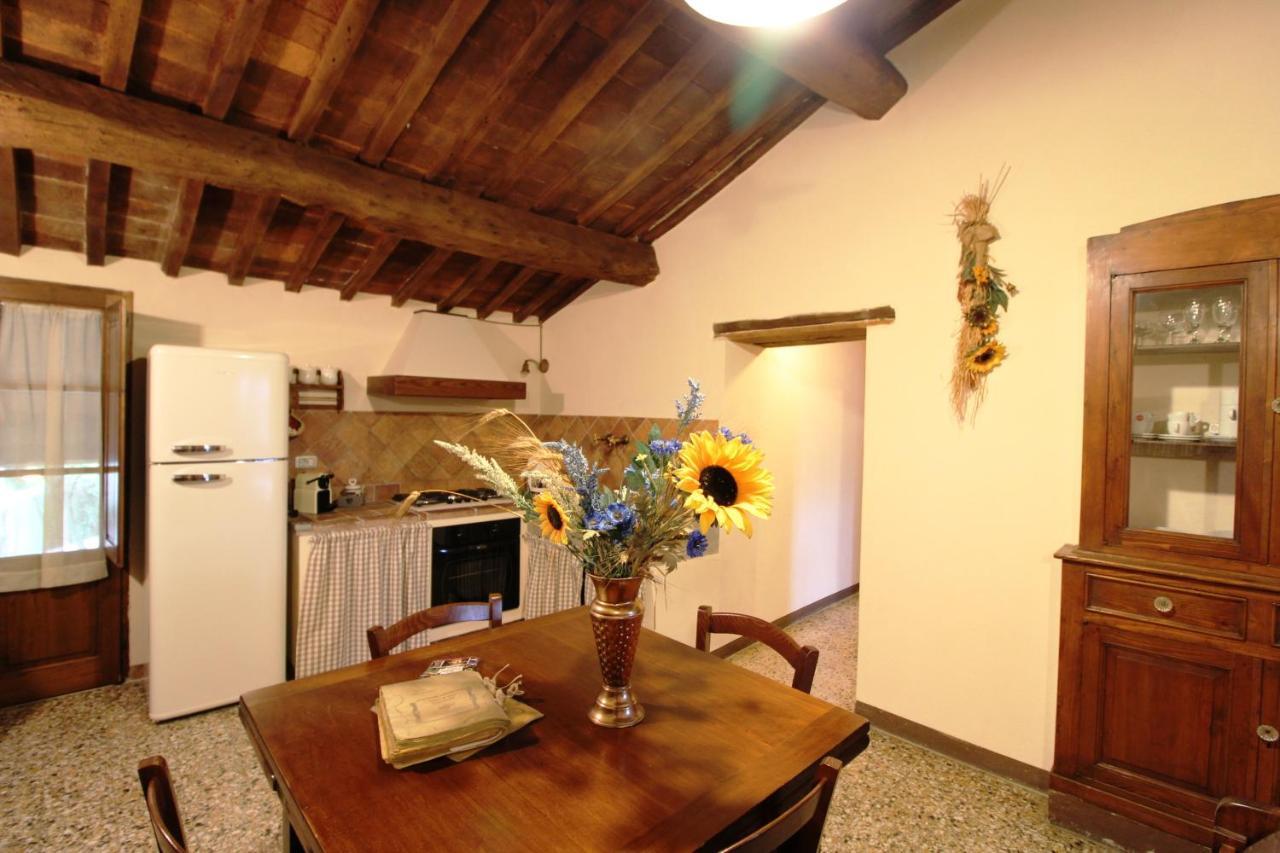 Agriturismo Le Calle Cinigiano Exterior foto