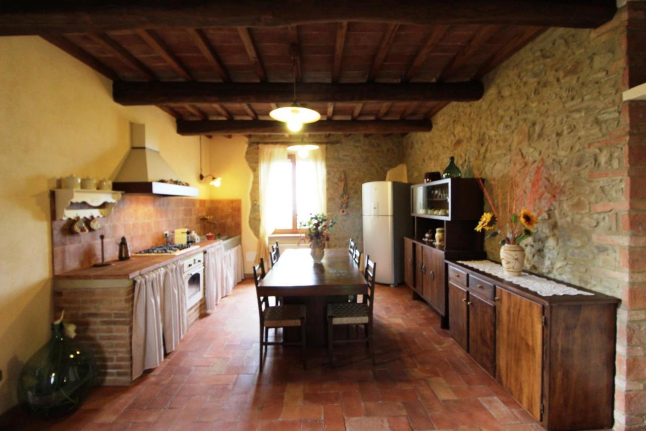 Agriturismo Le Calle Cinigiano Exterior foto
