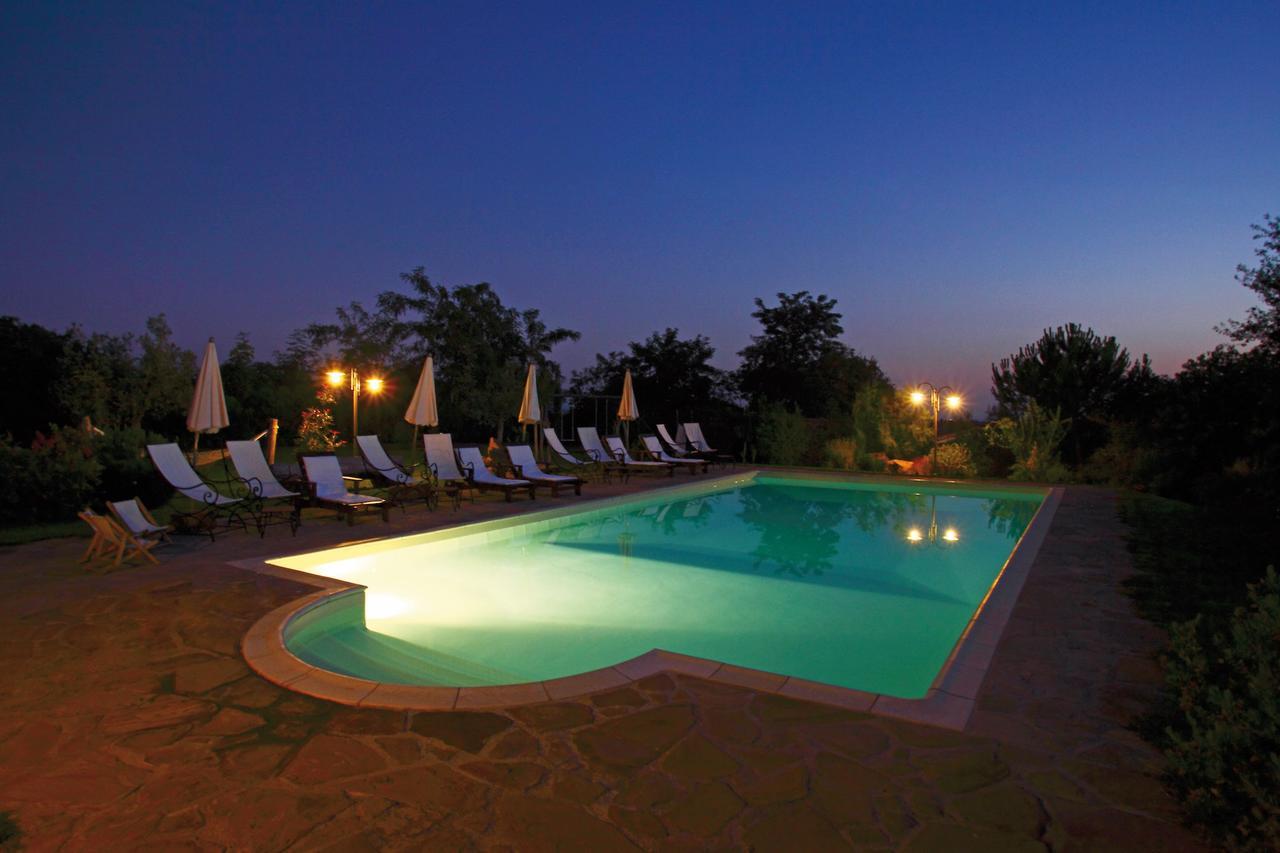 Agriturismo Le Calle Cinigiano Exterior foto