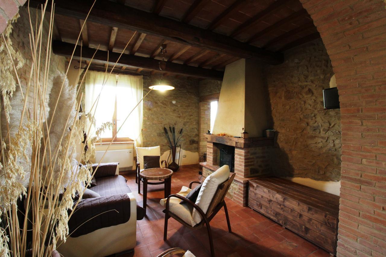 Agriturismo Le Calle Cinigiano Exterior foto