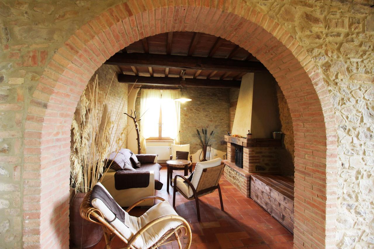 Agriturismo Le Calle Cinigiano Exterior foto